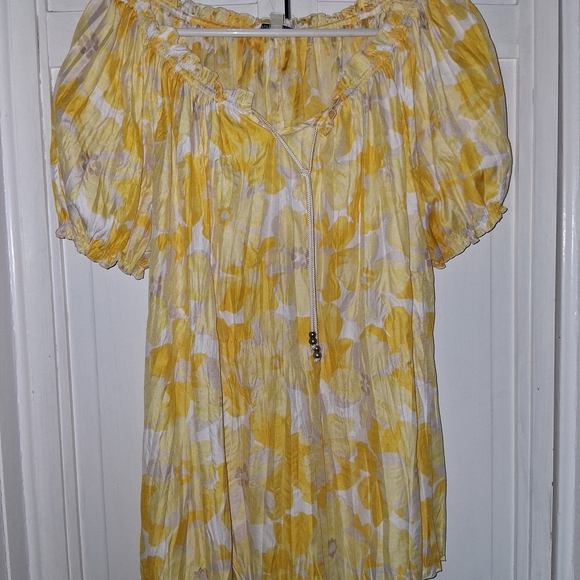 croft & barrow Tops - Croft & Barrow Sunlit Floral Blouse